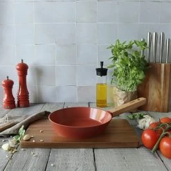 Poêle Ector Induction Aluminium Revêtu Manche En Bois 20 Cm Rouge 11 Poêle Ector Induction Aluminium Revêtu Manche En Bois 20 Cm Rouge -Magasin De Fournitures De Cuisine À Domicile 108012 4 1 Poele Ector induction aluminium revetu manche en bois 20 cm rouge Ogo