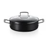Le Creuset Sauteuse Rondeau Anti-adhérente Les Forgées 28 Cm Et Couvercle En Verre -Magasin De Fournitures De Cuisine À Domicile 133009 0 1 Sauteuse rondeau anti adherente Les Forgees 28 cm et couvercle en verre Le Creuset