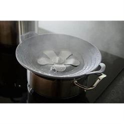 Couvercle Anti-débordement Silicone Gris 26 Cm -Magasin De Fournitures De Cuisine À Domicile 150007 2 1 Couvercle anti debordement silicone gris 26 cm Dotz