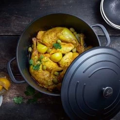 Cocotte Légère Ronde En Fonte D'aluminium 28 Cm 6,7 L Coloris Noir 8 Cocotte Légère Ronde En Fonte D'aluminium 28 Cm 6,7 L Coloris Noir -Magasin De Fournitures De Cuisine À Domicile 203001 1 9 Cocotte legere ronde en fonte d aluminium 28 cm 6 7 L coloris noir Mathon