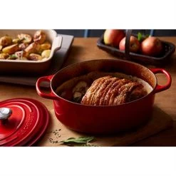 Le Creuset Cocotte Fonte Ovale Cerise 31 Cm -Magasin De Fournitures De Cuisine À Domicile 213206 2 2 Cocotte fonte ovale cerise 31 cm Le Creuset