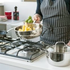 BEKA Sauteuse Inox Avec Couvercle 24 Cm Belvia -Magasin De Fournitures De Cuisine À Domicile 27281 2 2 Sauteuse inox avec couvercle 24 cm Belvia Beka