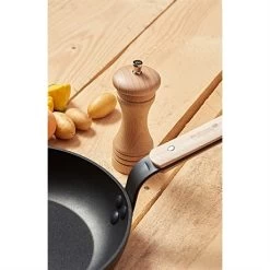 De Buyer Poêle 20 Cm Choc B Bois -Magasin De Fournitures De Cuisine À Domicile 281003 1 1 Poele 20 cm choc B Bois De Buyer