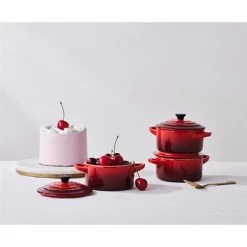 Le Creuset Set 4 Mini-cocottes Céramique 10 Cm Cerise -Magasin De Fournitures De Cuisine À Domicile 303000 2 1 Set 4 mini cocottes ceramique 10 cm Cerise Le Creuset