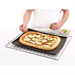 Lekue Plaque à Pizza Perforée En Silicone -Magasin De Fournitures De Cuisine À Domicile 512179 3 1 Plaque a pizza perforee en silicone Lekue