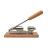 Casse Noix Avec Support Bois Et Inox -Magasin De Fournitures De Cuisine À Domicile 603110 0 1 Casse noix avec support bois et inox Baumalu