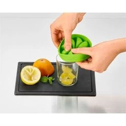Presse-agrume For Drinks -Magasin De Fournitures De Cuisine À Domicile 613032 4 1 Presse agrume For Drinks Betty Bossi