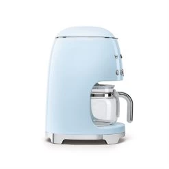 Smeg Cafetière Filtre Bleu Azur 1,4 L - 1050 W DCF02PBEU -Magasin De Fournitures De Cuisine À Domicile 700008 3 1 Cafetiere filtre bleu Azur 1 4 L 1050 W DCF02PBEU Smeg