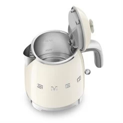Smeg Mini Bouilloire 0,8 L 1400 W KLF05CREU Crème -Magasin De Fournitures De Cuisine À Domicile 702032 1 1 Mini bouilloire 0 8 L 1400 W KLF05CREU creme Smeg