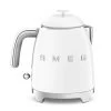 Smeg Mini Bouilloire 0,8 L 1400 W KLF05PBEU Blanc -Magasin De Fournitures De Cuisine À Domicile 702033 0 1 Mini bouilloire 0 8 L 1400 W KLF05PBEU blanc Smeg