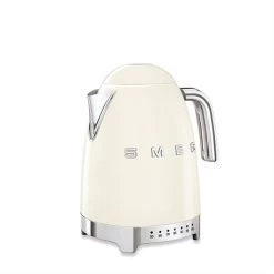 Smeg Bouilloire Crème 1,7 L 2400 W KLF04CREU -Magasin De Fournitures De Cuisine À Domicile 720013 1 8 Bouilloire creme 1 7 L 2400 W KLF04CREU Smeg