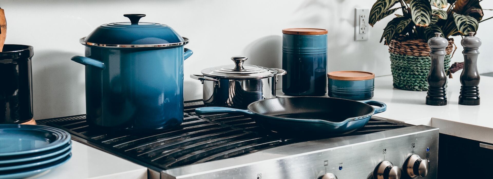 Magasin De Fournitures De Cuisine À Domicile 3 Magasin De Fournitures De Cuisine À Domicile -Magasin De Fournitures De Cuisine À Domicile dane deaner wkC8EX8y9Mc unsplash 2 1